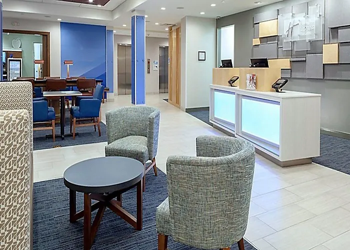 Hotel Express & - - East Mesa By Ihg