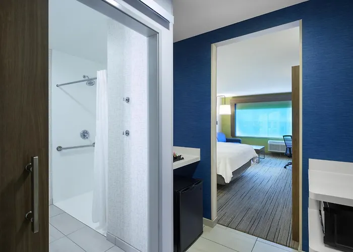 Hotel Express & - - East Mesa By Ihg