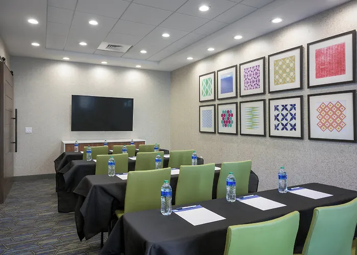Express & - - East Mesa By Ihg Gilbert