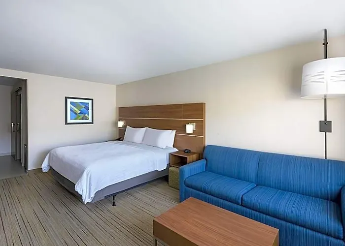 Hotel Express & - - East Mesa By Ihg 3*